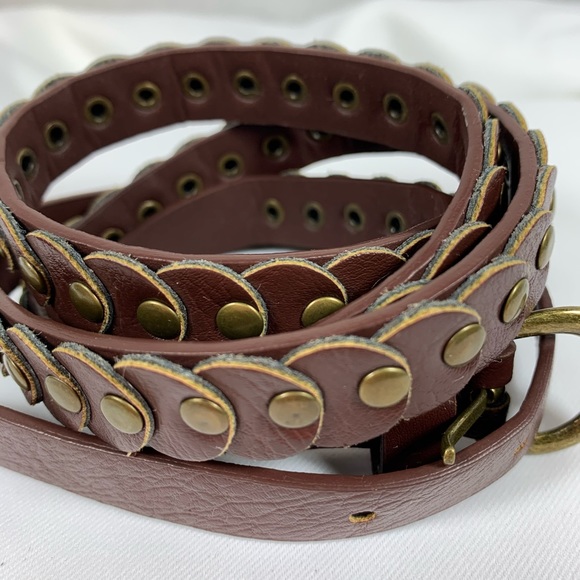 Brown Women’s Belt Brass Buckle & Rivots XS/S - Picture 2 of 6